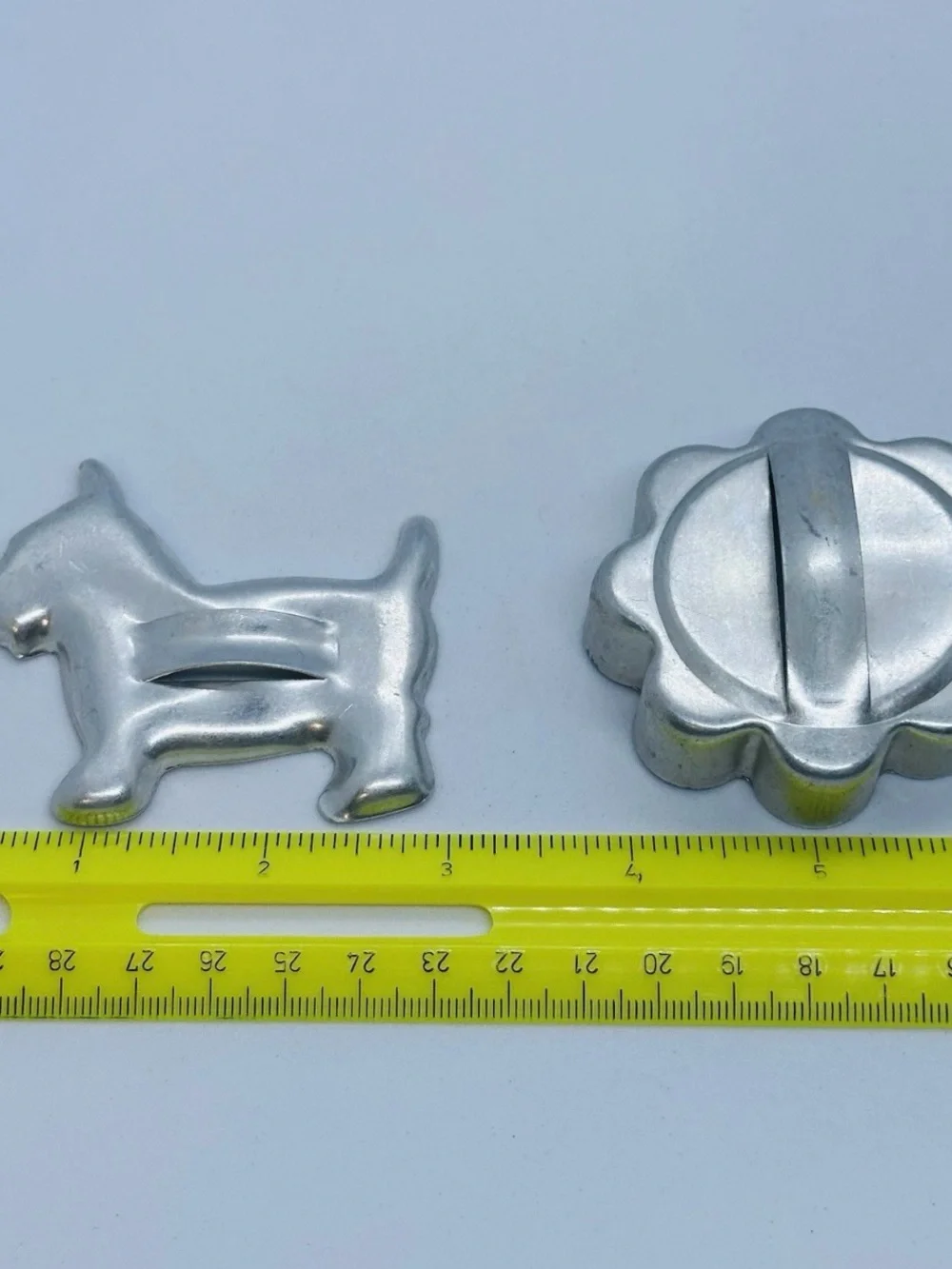 Lot/7 Cookie Cutters Gingerbread Men Star Bell Dog Tree & Flower Shaped Aluminum
